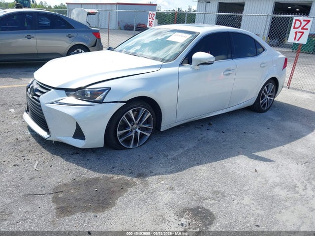 45493658 :رقم المزاد ، JTHBA1D20J5075114 vin ، 2018 Lexus Is 300 مزاد بيع