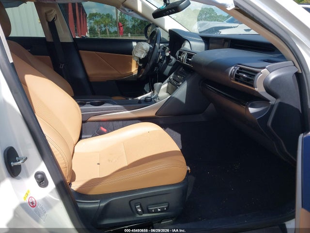 45493658 :رقم المزاد ، JTHBA1D20J5075114 vin ، 2018 Lexus Is 300 مزاد بيع