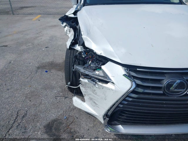 45493658 :رقم المزاد ، JTHBA1D20J5075114 vin ، 2018 Lexus Is 300 مزاد بيع