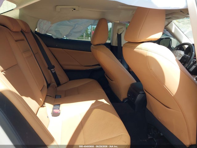 45493658 :رقم المزاد ، JTHBA1D20J5075114 vin ، 2018 Lexus Is 300 مزاد بيع