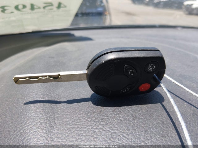 1FADP3F20EL227529 Ford FOCUS SE