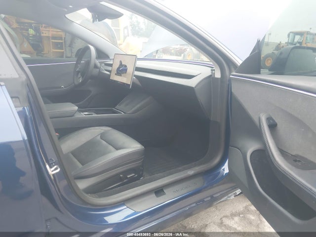 Продажа на аукционе авто 2024 Tesla Model 3, vin: 5YJ3E1EA5RF766536, номер лота: 45493693