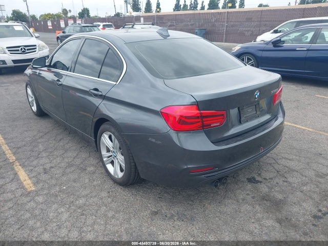 2018 Bmw 330i მანქანა იყიდება აუქციონზე, vin: WBA8B9C59JEE82867, აუქციონის ნომერი: 45493739