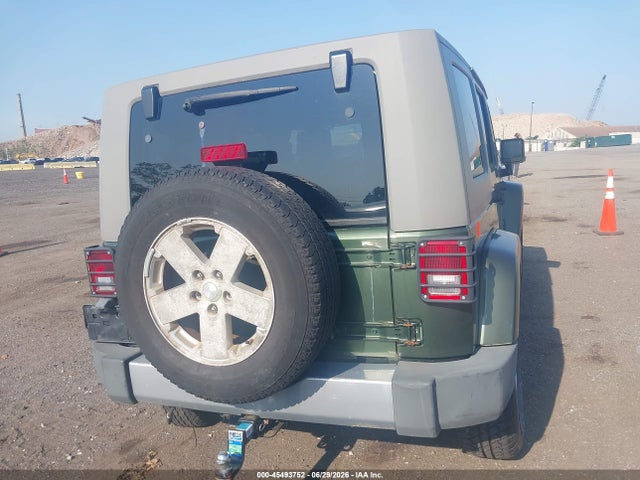 Auction sale of the 2008 Jeep Wrangler Unlimited Sahara, vin: 1J4GA59138L562290, lot number: 45493752