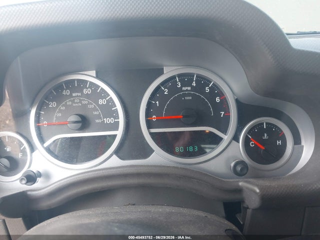 2008 Jeep Wrangler Unlimited Sahara მანქანა იყიდება აუქციონზე, vin: 1J4GA59138L562290, აუქციონის ნომერი: 45493752