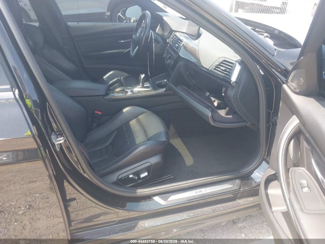 45493758 :رقم المزاد ، WBS8M9C56J5J80066 vin ، 2018 Bmw M3 Cs مزاد بيع