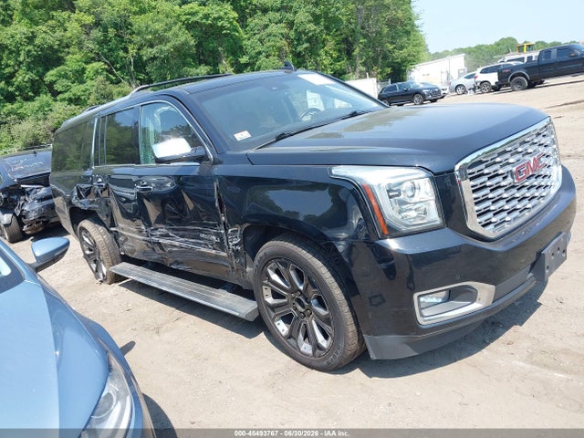 45493767 :رقم المزاد ، 1GKS2HKJ7JR352341 vin ، 2018 Gmc Yukon Xl Denali مزاد بيع