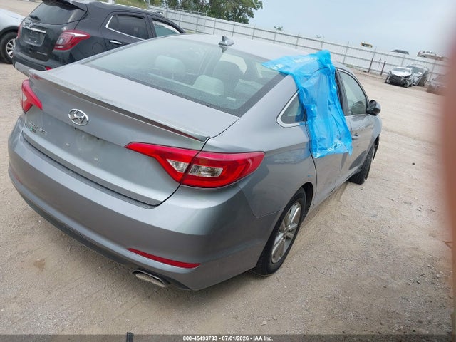 Hyundai SONATA SE 2016 5NPE24AFXGH344569 Image 4