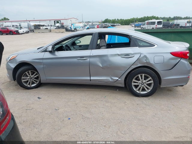 Hyundai SONATA SE 2016 5NPE24AFXGH344569 Image 6