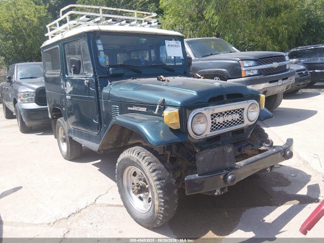 Auction sale of the 1976 Toyota Land Cruiser, vin: FJ40221564, lot number: 45493825