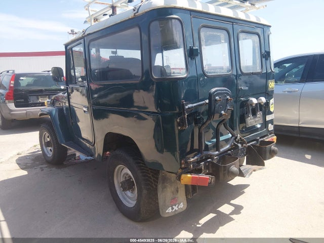 Auction sale of the 1976 Toyota Land Cruiser, vin: FJ40221564, lot number: 45493825