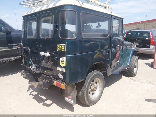 Auction sale of the 1976 Toyota Land Cruiser, vin: FJ40221564, lot number: 45493825
