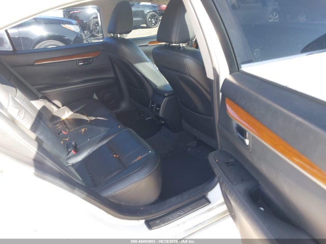 45493903 :رقم المزاد ، JTHBW1GG2D2008738 vin ، 2013 Lexus Es 300h مزاد بيع