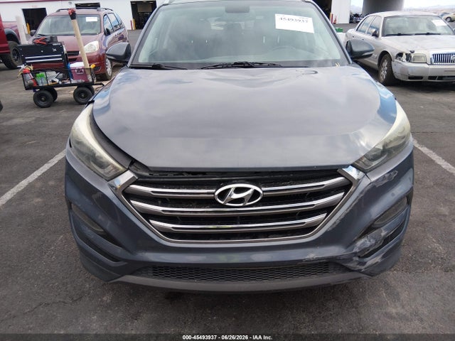 KM8J33A20GU121204 Hyundai Tucson Limited