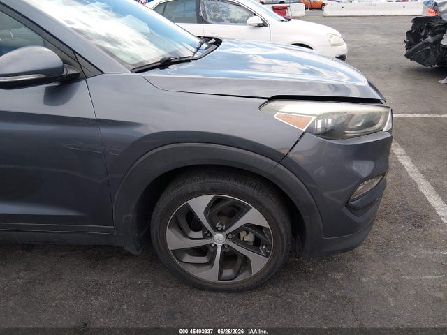 KM8J33A20GU121204 Hyundai Tucson Limited