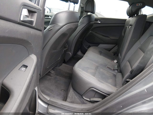 KM8J33A20GU121204 Hyundai Tucson Limited