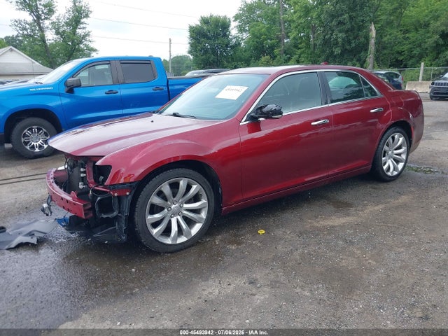 Продаж на аукціоні авто 2018 Chrysler 300 Limited, vin: 2C3CCAEG3JH301489, номер лоту: 45493942