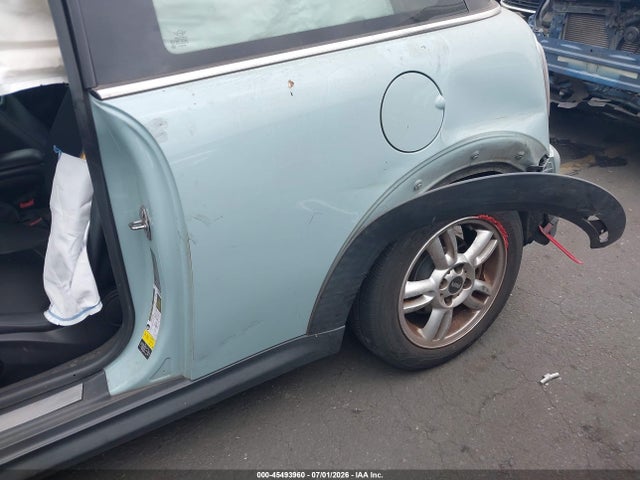 Продаж на аукціоні авто 2013 Mini Hardtop Cooper, vin: WMWSU3C59DT547758, номер лоту: 45493960