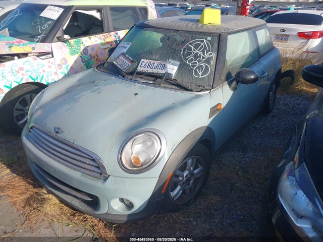 Продаж на аукціоні авто 2013 Mini Hardtop Cooper, vin: WMWSU3C59DT547758, номер лоту: 45493960