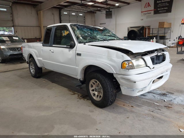 2002 Mazda B3000 Ds მანქანა იყიდება აუქციონზე, vin: 4F4YR16U52TM05871, აუქციონის ნომერი: 45493975