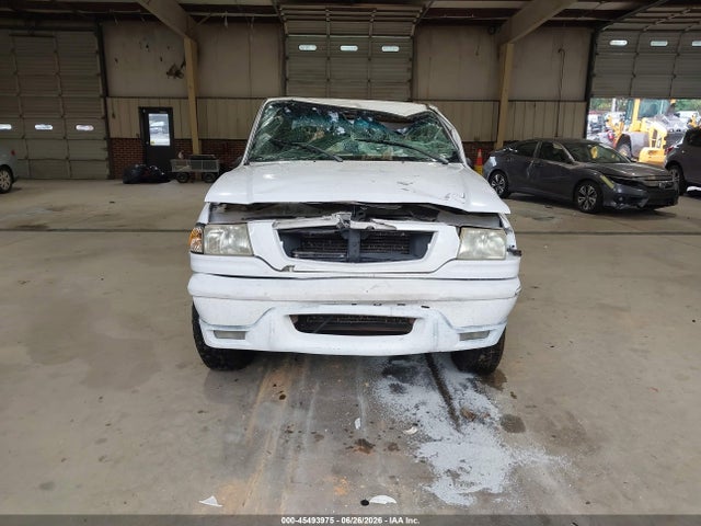 2002 Mazda B3000 Ds მანქანა იყიდება აუქციონზე, vin: 4F4YR16U52TM05871, აუქციონის ნომერი: 45493975