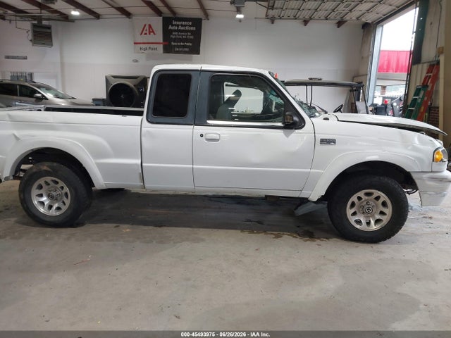 2002 Mazda B3000 Ds მანქანა იყიდება აუქციონზე, vin: 4F4YR16U52TM05871, აუქციონის ნომერი: 45493975