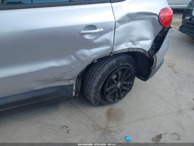 Aukcja sprzedaży 2014 Volkswagen Tiguan S, vin: WVGAV3AX4EW596748, numer aukcji: 45493988