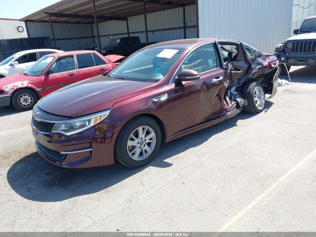KIA Optima Lx 2016 5XXGT4L37GG109745 Image 2