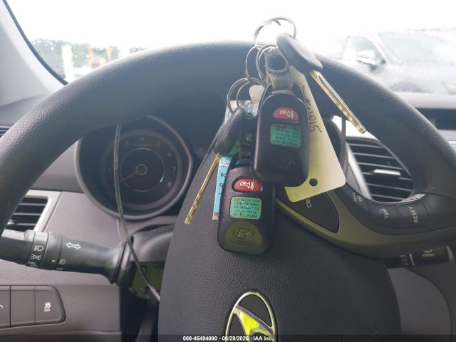 Продаж на аукціоні авто 2015 Hyundai Elantra Se, vin: KMHDH4AE9FU453316, номер лоту: 45494090