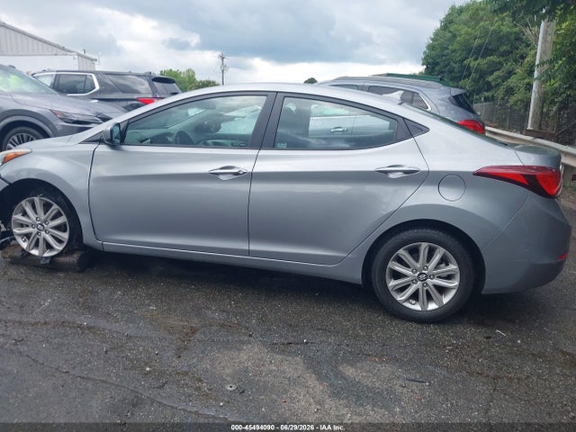 Продаж на аукціоні авто 2015 Hyundai Elantra Se, vin: KMHDH4AE9FU453316, номер лоту: 45494090