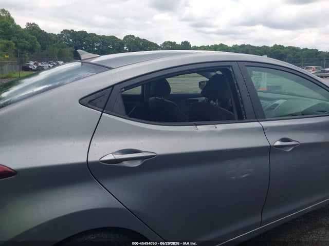 Продаж на аукціоні авто 2015 Hyundai Elantra Se, vin: KMHDH4AE9FU453316, номер лоту: 45494090
