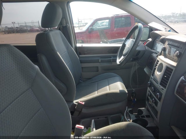 Продаж на аукціоні авто 2010 Chrysler Town & Country Touring, vin: 2A4RR5D12AR109087, номер лоту: 45494114