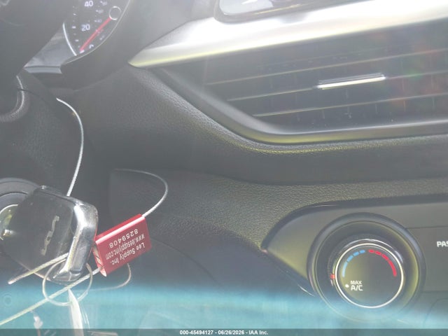 45494127 :رقم المزاد ، 3KPF24AD6NE493503 vin ، 2022 Kia Forte Lxs مزاد بيع