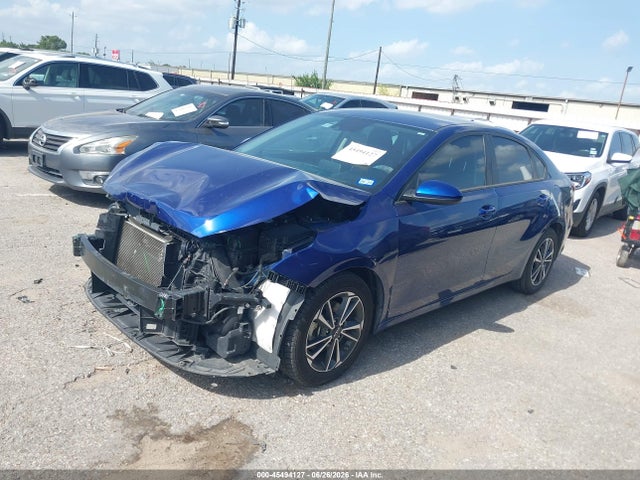 45494127 :رقم المزاد ، 3KPF24AD6NE493503 vin ، 2022 Kia Forte Lxs مزاد بيع
