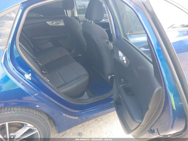 45494127 :رقم المزاد ، 3KPF24AD6NE493503 vin ، 2022 Kia Forte Lxs مزاد بيع