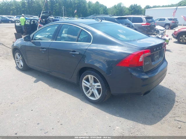 45494180 :رقم المزاد ، YV140MFK6F1346052 vin ، 2015 Volvo S60 T5 Premier مزاد بيع
