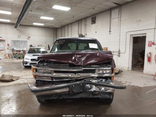 Продажа на аукционе авто 1997 Chevrolet Suburban 1500, vin: 3GNFK16R6VG153279, номер лота: 45494217