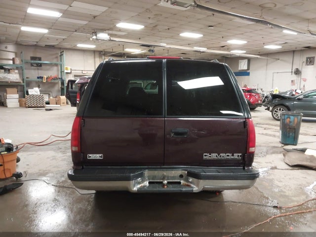 Продажа на аукционе авто 1997 Chevrolet Suburban 1500, vin: 3GNFK16R6VG153279, номер лота: 45494217