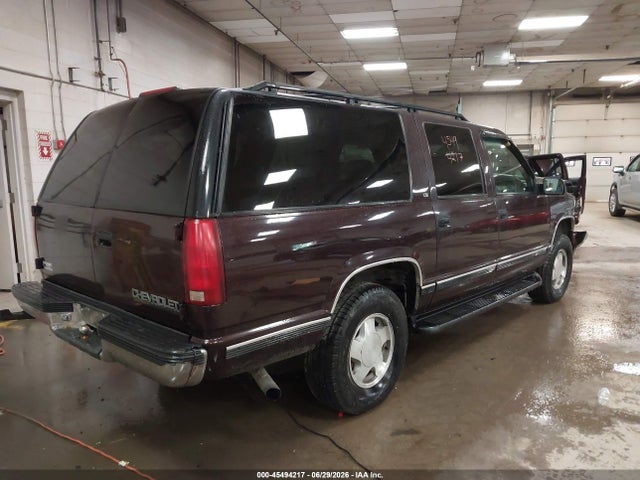 Продажа на аукционе авто 1997 Chevrolet Suburban 1500, vin: 3GNFK16R6VG153279, номер лота: 45494217