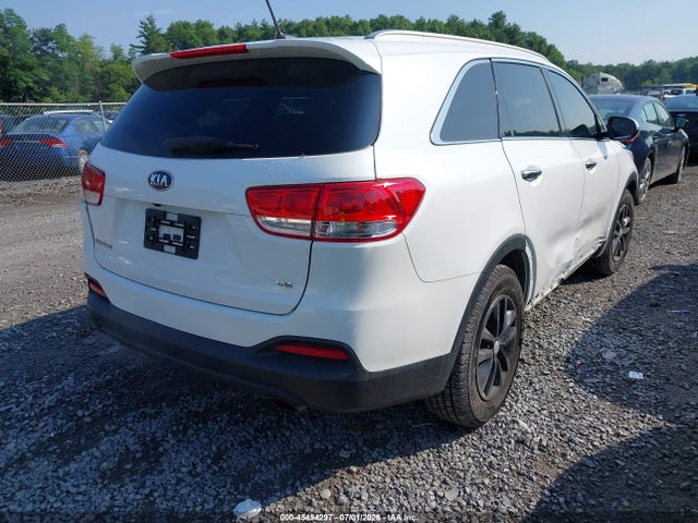 2016 Kia Sorento 3.3l Lx მანქანა იყიდება აუქციონზე, vin: 5XYPGDA53GG180509, აუქციონის ნომერი: 45494297