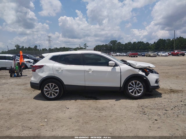 JN1BJ1AV5MW307997 Nissan Rogue Sport S Fwd Xtronic Cvt