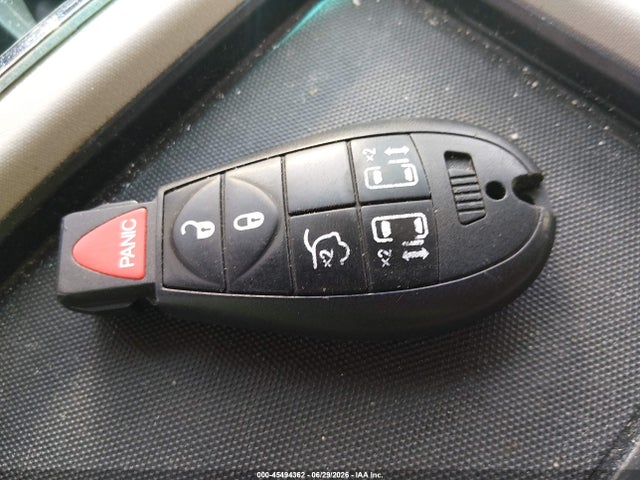 Продажа на аукционе авто 2015 Chrysler Town & Country Touring, vin: 2C4RC1BG0FR696629, номер лота: 45494362