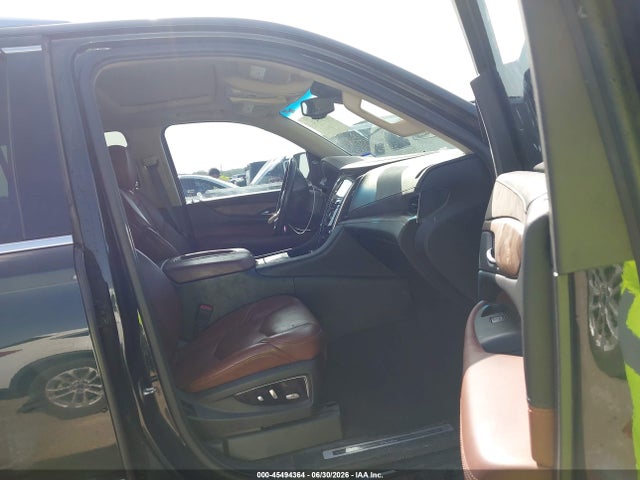 Продаж на аукціоні авто 2016 Cadillac Escalade Esv Luxury Collection, vin: 1GYS3HKJ1GR278927, номер лоту: 45494364