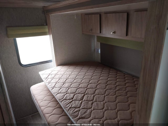 Ford E-450 Cutaway 2017 1FDXE4FS9HDC07017 Image 14