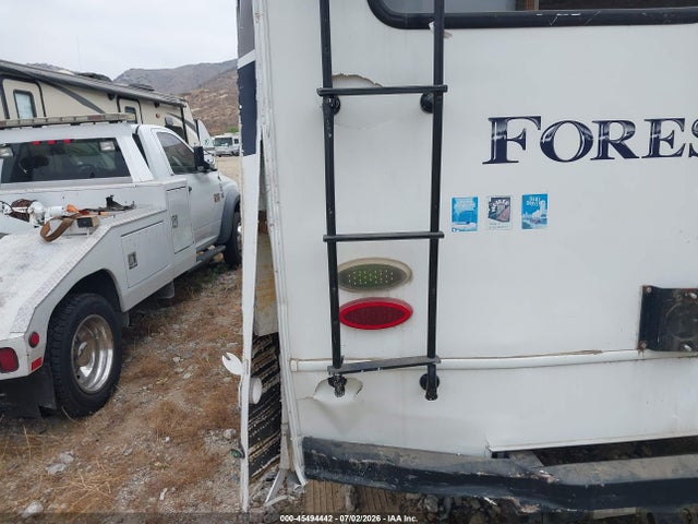 Ford E-450 Cutaway 2017 1FDXE4FS9HDC07017 Image 6