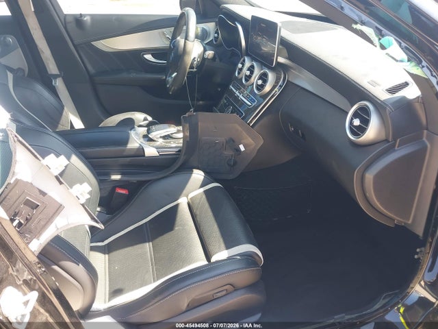 45494508 :رقم المزاد ، 55SWF8HB7GU106890 vin ، 2016 Mercedes-benz Amg C 63 S مزاد بيع
