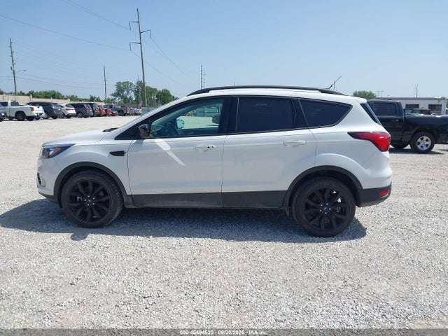 1FMCU9GD0KUA07763 Ford ESCAPE SE