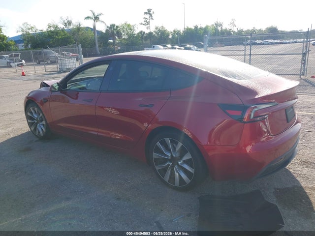 Tesla Model 3 Long Range Dual Motor All-wheel Drive 2024 5YJ3E1EB4RF813502 Image 3