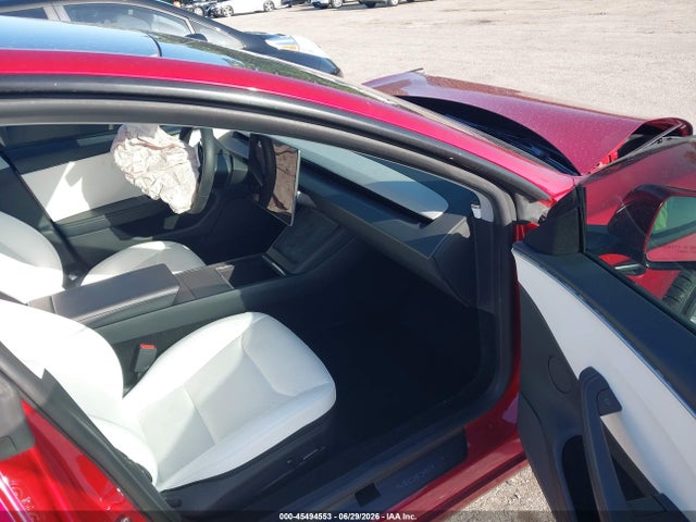 Tesla Model 3 Long Range Dual Motor All-wheel Drive 2024 5YJ3E1EB4RF813502 Image 5