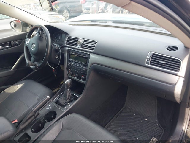 Продаж на аукціоні авто 2014 Volkswagen Passat 1.8t Wolfsburg Edition, vin: 1VWAT7A3XEC060318, номер лоту: 45494562